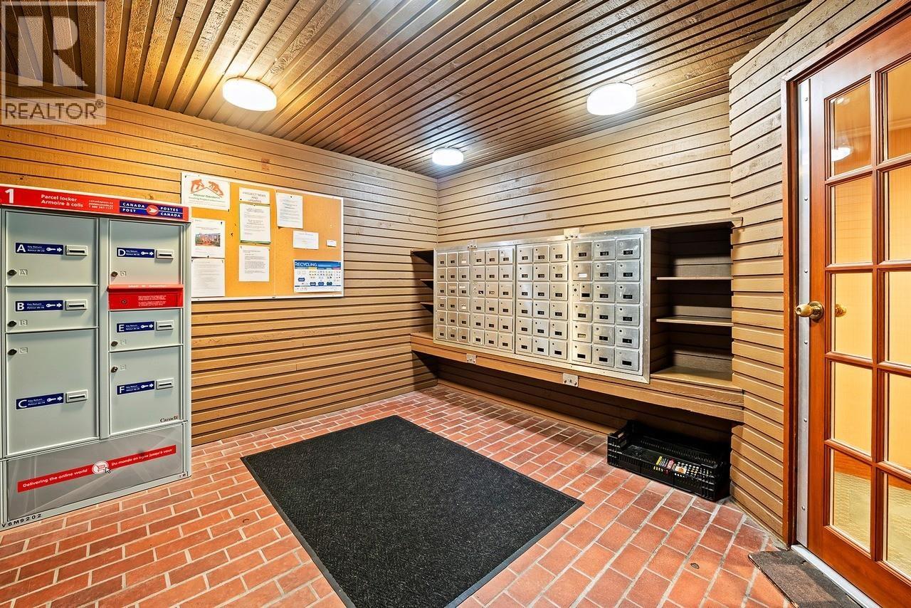 Ph2 2320 W 40th Avenue, Vancouver, British Columbia  V6M 4H6 - Photo 22 - R3089659