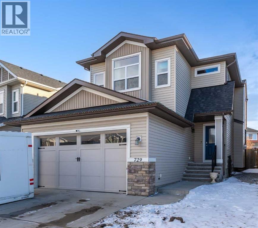 729 Hampton Hills Drive NE, High River, Alberta