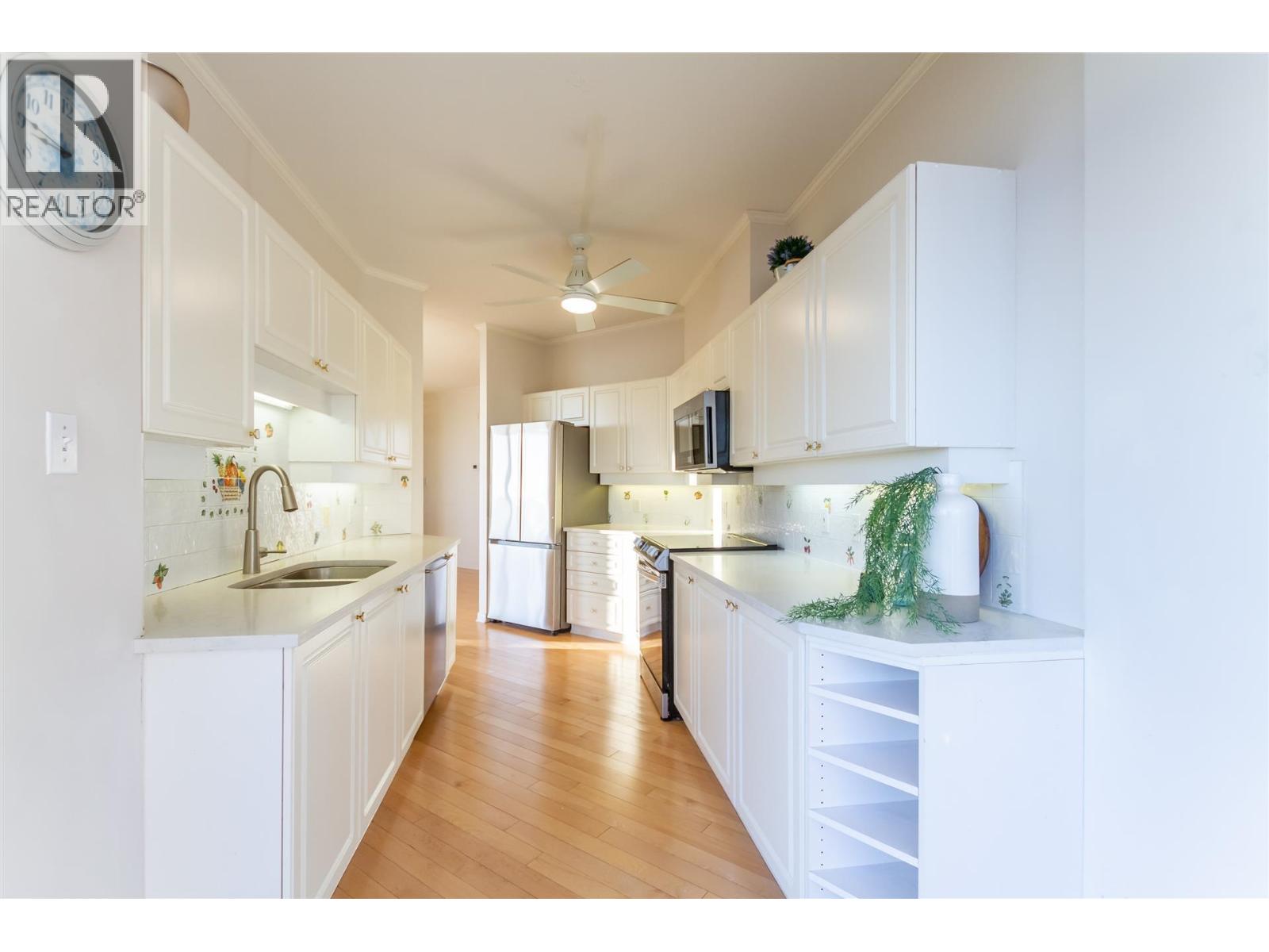 2302 6188 Patterson Avenue, Burnaby, British Columbia  V5H 2N1 - Photo 12 - R3088890