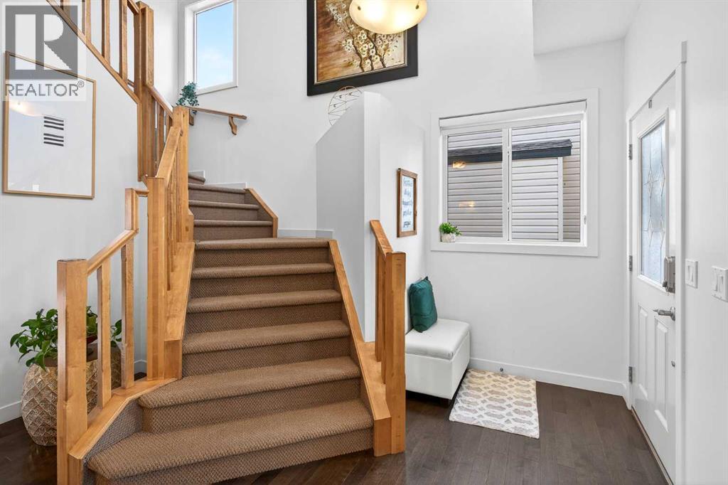 430 Coopers Drive Sw, Airdrie, Alberta  T4B 0C8 - Photo 4 - A2278967