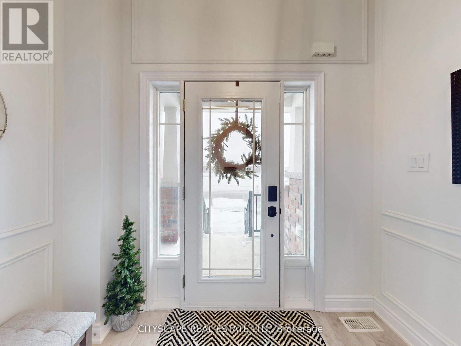 98 Veterans Street, Bradford West Gwillimbury, Ontario  L3Z 4H7 - Photo 32 - N12785732