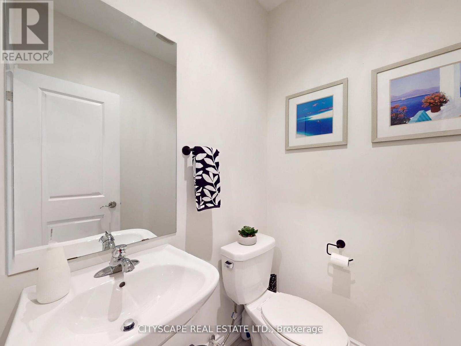 98 Veterans Street, Bradford West Gwillimbury, Ontario  L3Z 4H7 - Photo 35 - N12785732