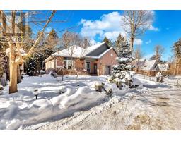 600 HENDERSON DRIVE, Aurora, Ontario