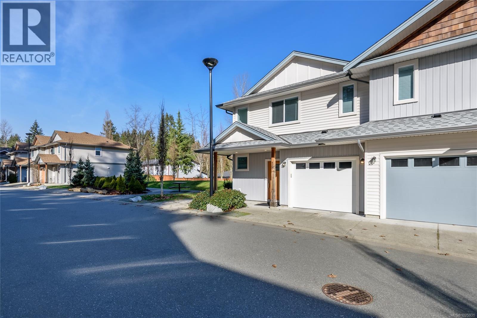 18 2109 13th St, Courtenay, British Columbia  V9N 0B1 - Photo 2 - 1025931