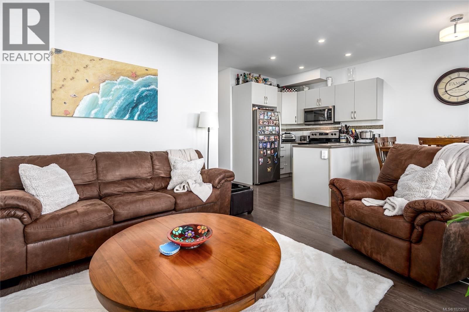 18 2109 13th St, Courtenay, British Columbia  V9N 0B1 - Photo 10 - 1025931