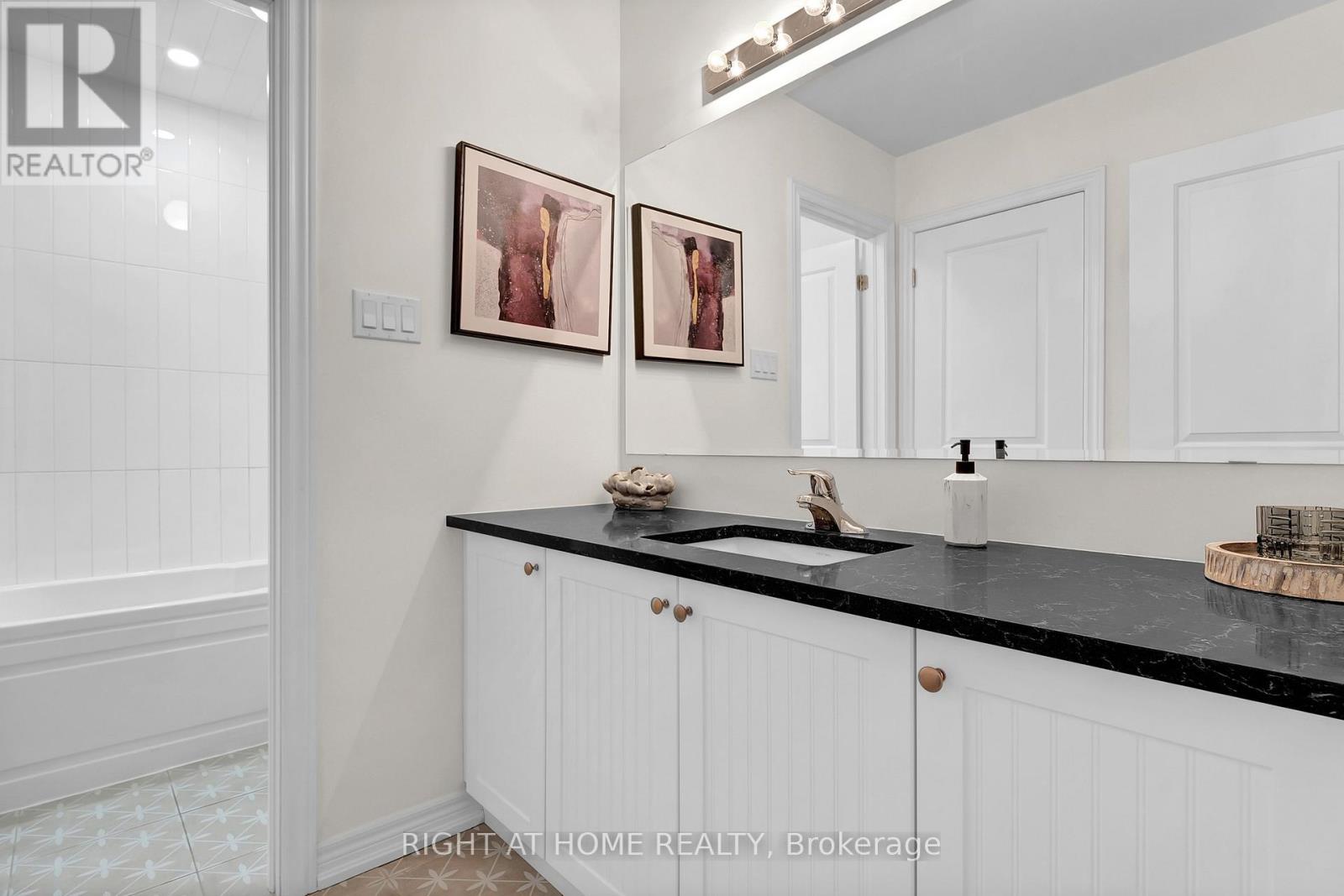 42 Wellers Way, Quinte West, Ontario  K0K 1L0 - Photo 26 - X12785728