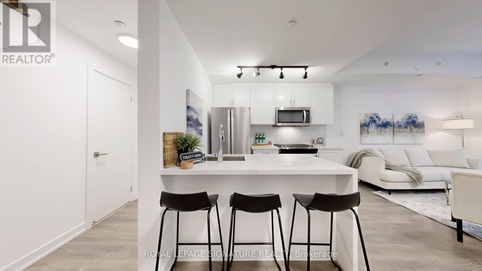 1 - 1455 O'connor Drive, Toronto, Ontario  M4B 2V5 - Photo 16 - E12783412