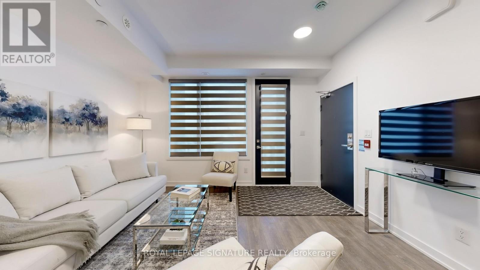 1 - 1455 O'connor Drive, Toronto, Ontario  M4B 2V5 - Photo 12 - E12783412