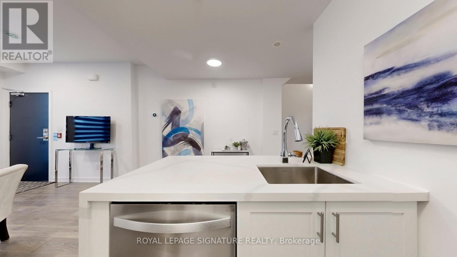 1 - 1455 O'connor Drive, Toronto, Ontario  M4B 2V5 - Photo 21 - E12783412