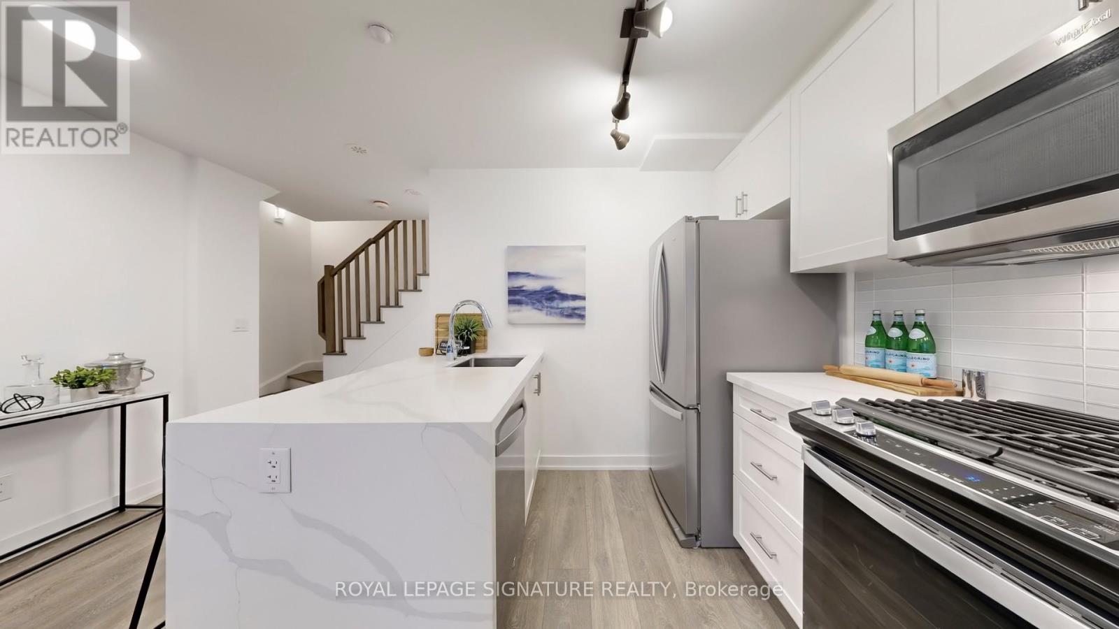 1 - 1455 O'connor Drive, Toronto, Ontario  M4B 2V5 - Photo 19 - E12783412