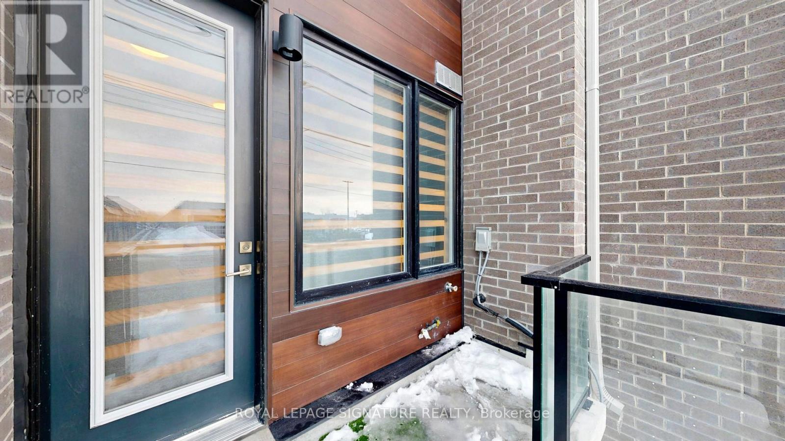 1 - 1455 O'connor Drive, Toronto, Ontario  M4B 2V5 - Photo 43 - E12783412