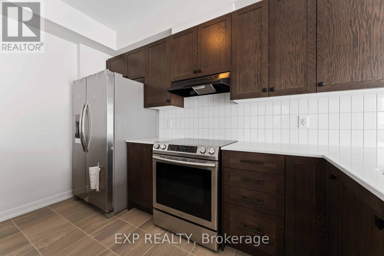 337 Cantering Drive, Ottawa, Ontario  K0A 2Z0 - Photo 10 - X12785754