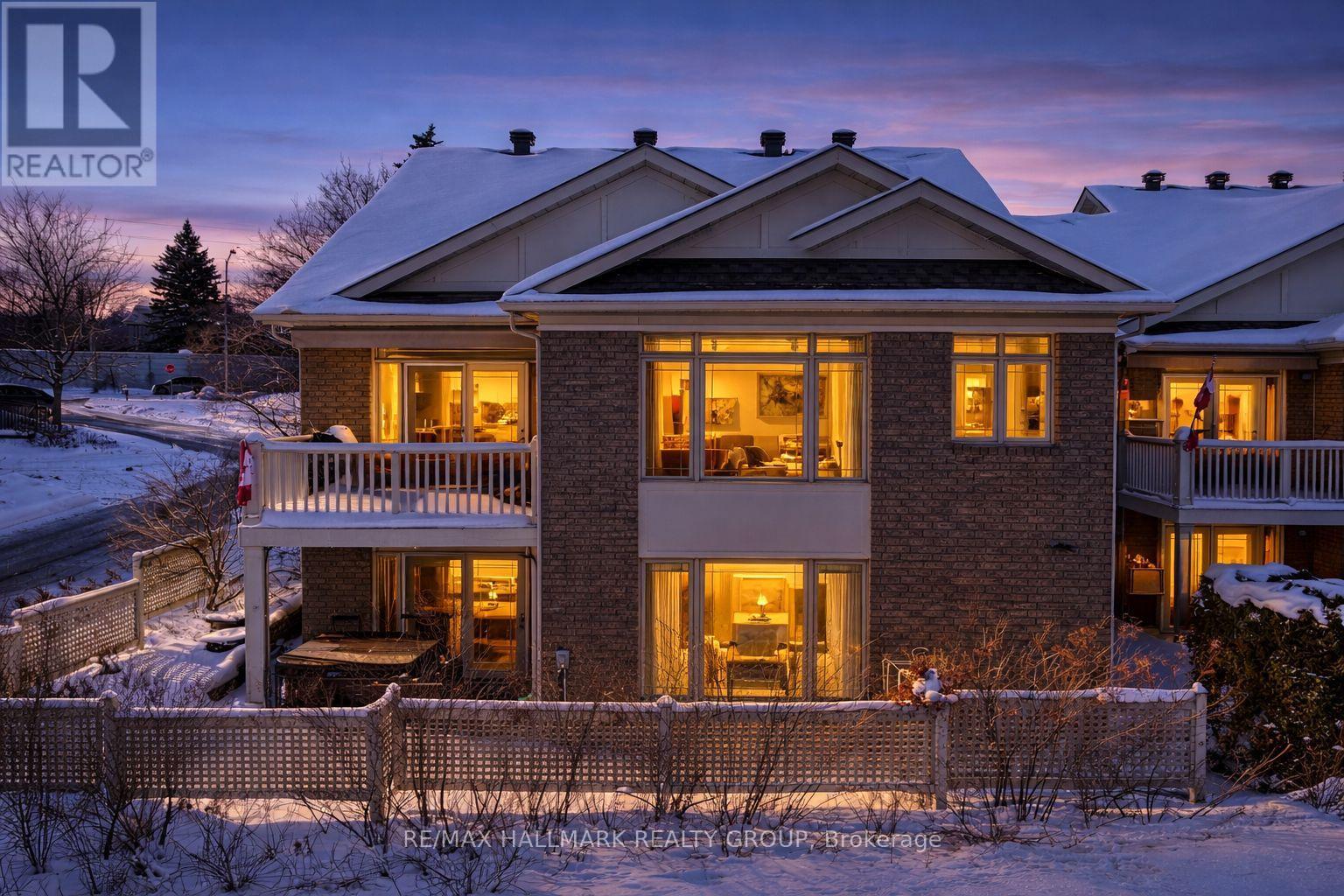 8 Waterford Way, Ottawa, Ontario  K2E 7V4 - Photo 2 - X12785760