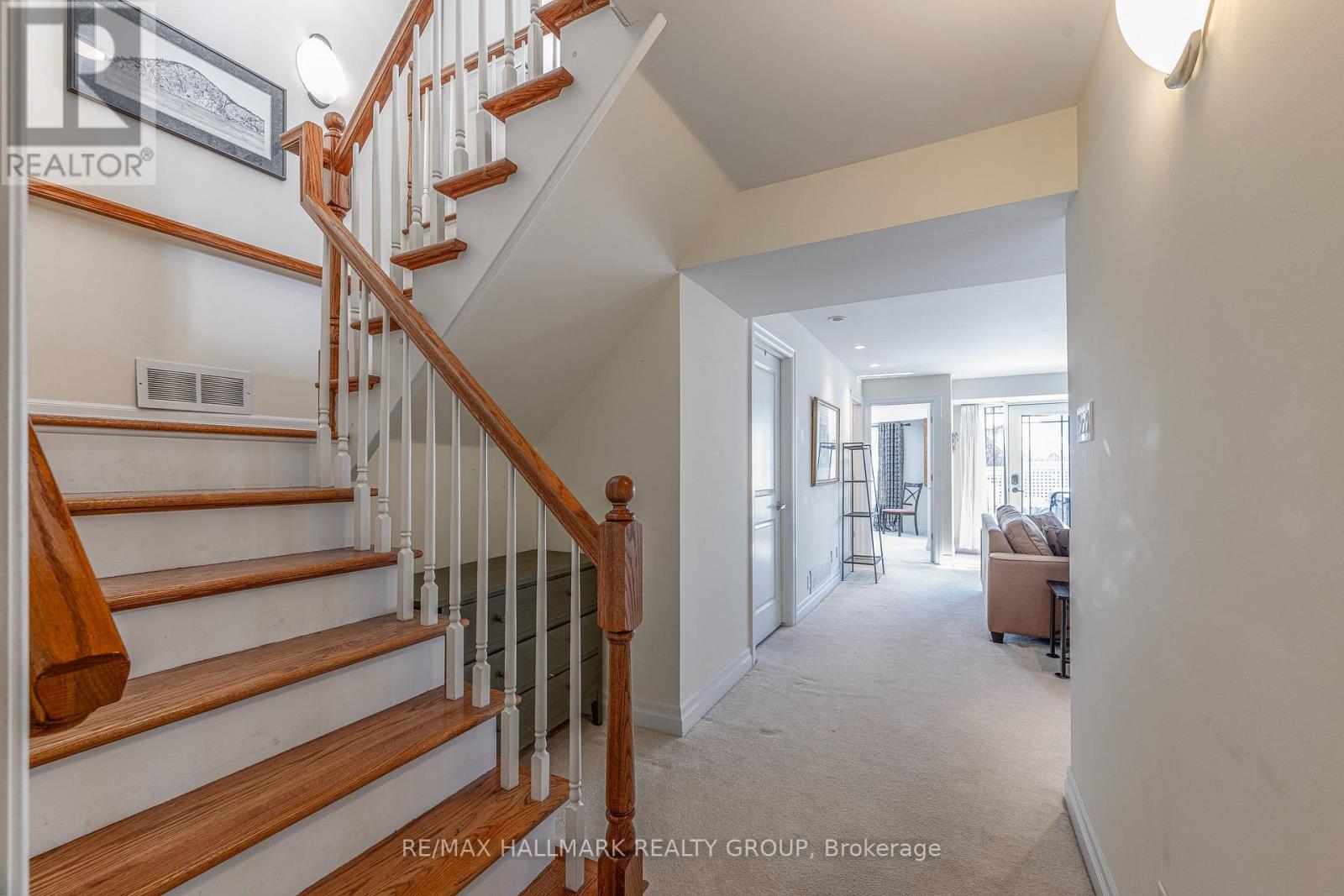 8 Waterford Way, Ottawa, Ontario  K2E 7V4 - Photo 24 - X12785760