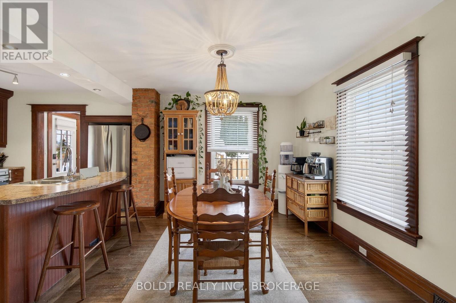 17 Taylor Avenue, St. Catharines, Ontario  L2R 6G9 - Photo 11 - X12785766