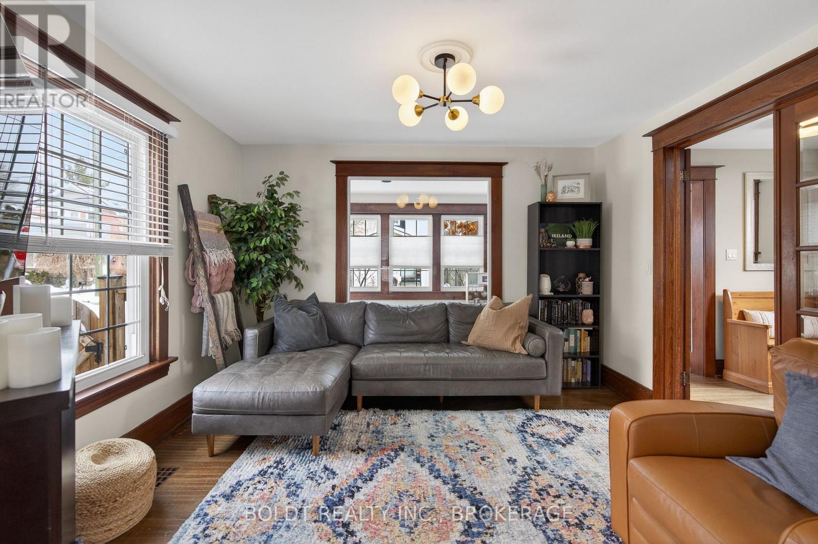 17 Taylor Avenue, St. Catharines, Ontario  L2R 6G9 - Photo 16 - X12785766