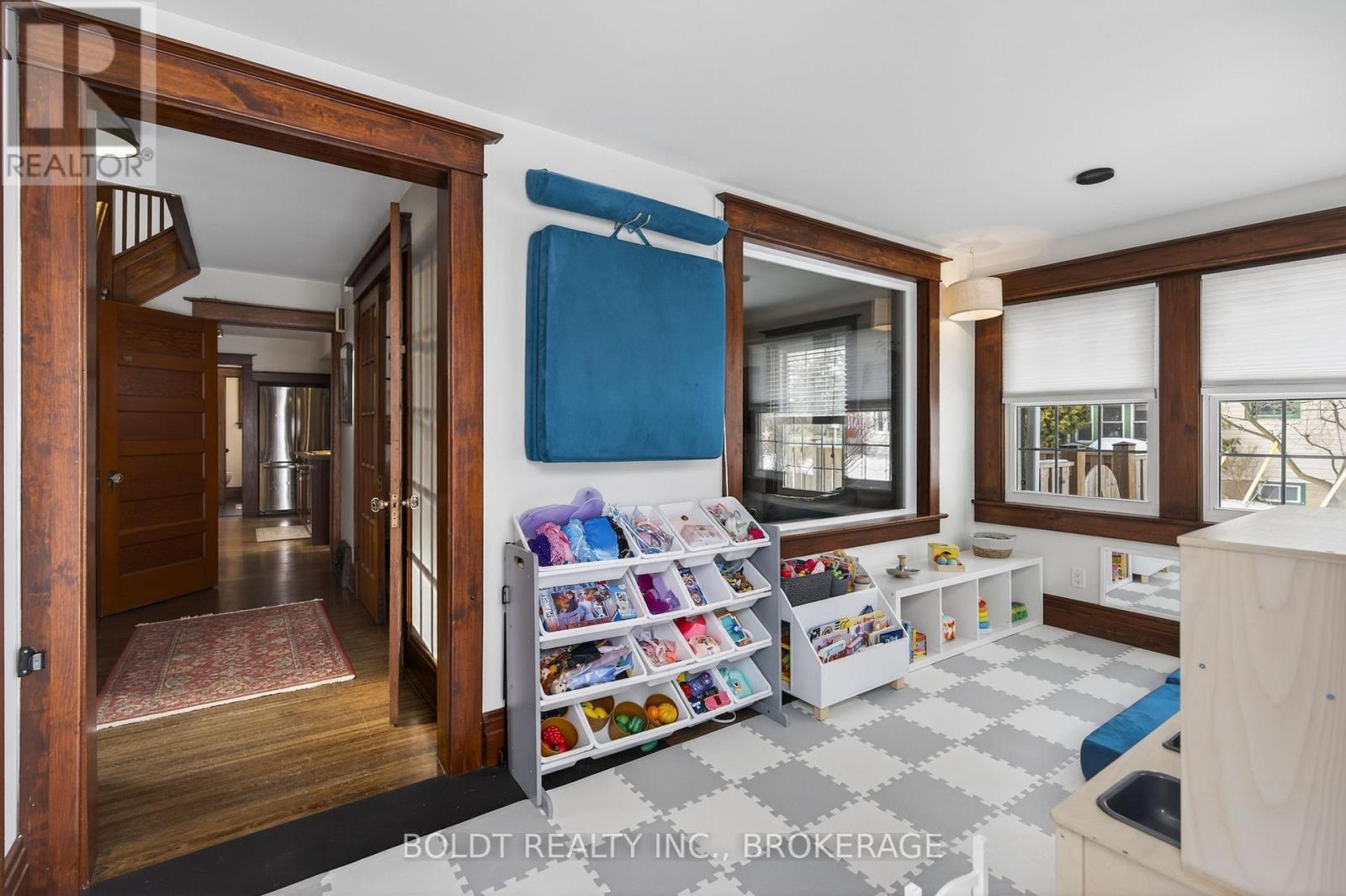 17 Taylor Avenue, St. Catharines, Ontario  L2R 6G9 - Photo 20 - X12785766