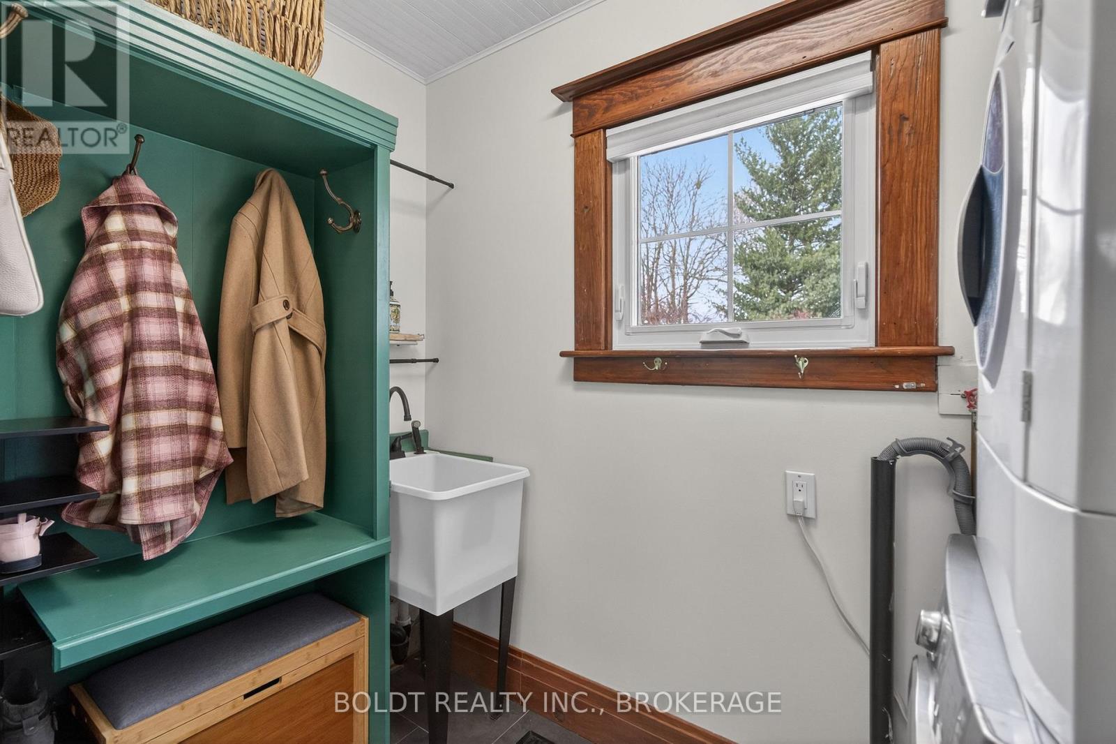 17 Taylor Avenue, St. Catharines, Ontario  L2R 6G9 - Photo 24 - X12785766