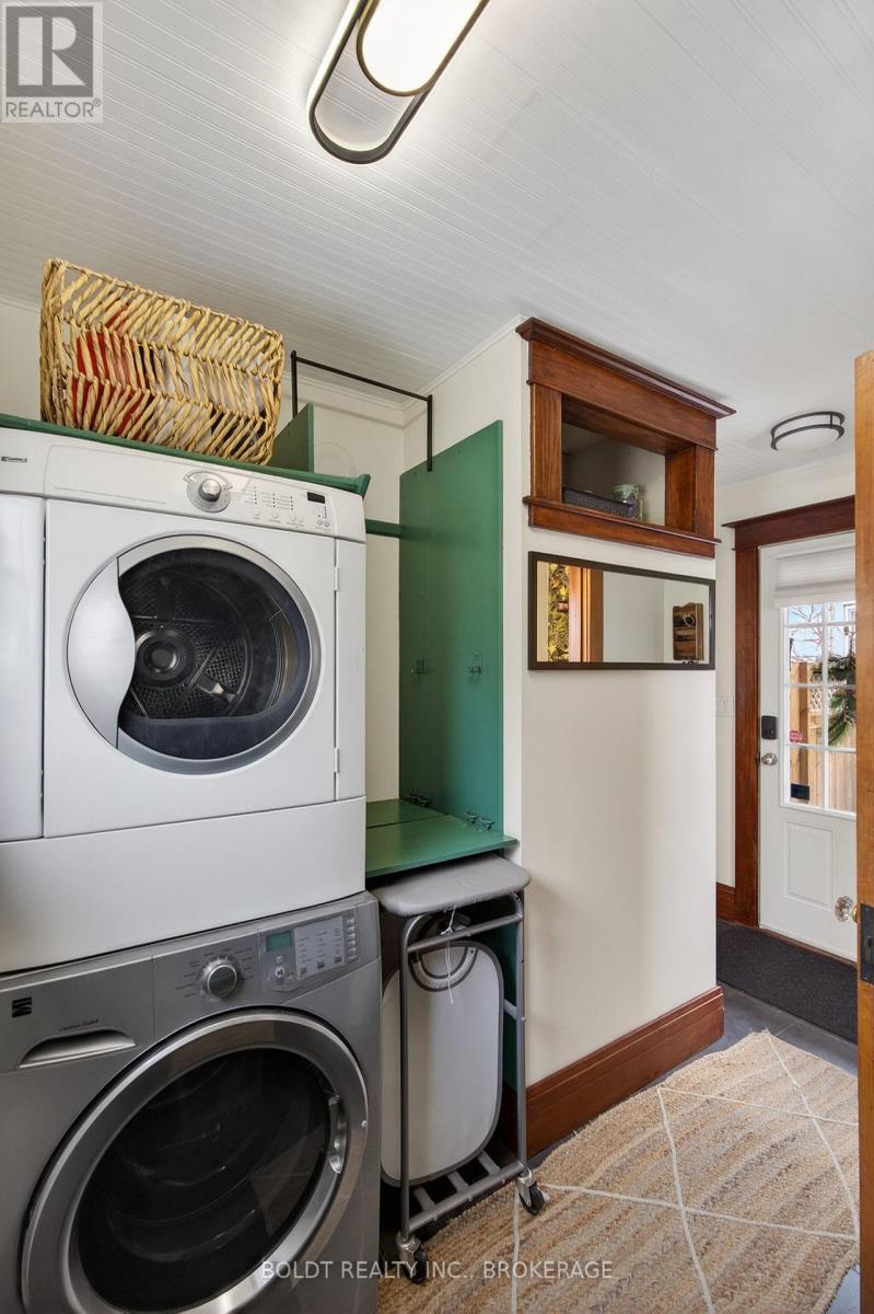 17 Taylor Avenue, St. Catharines, Ontario  L2R 6G9 - Photo 25 - X12785766