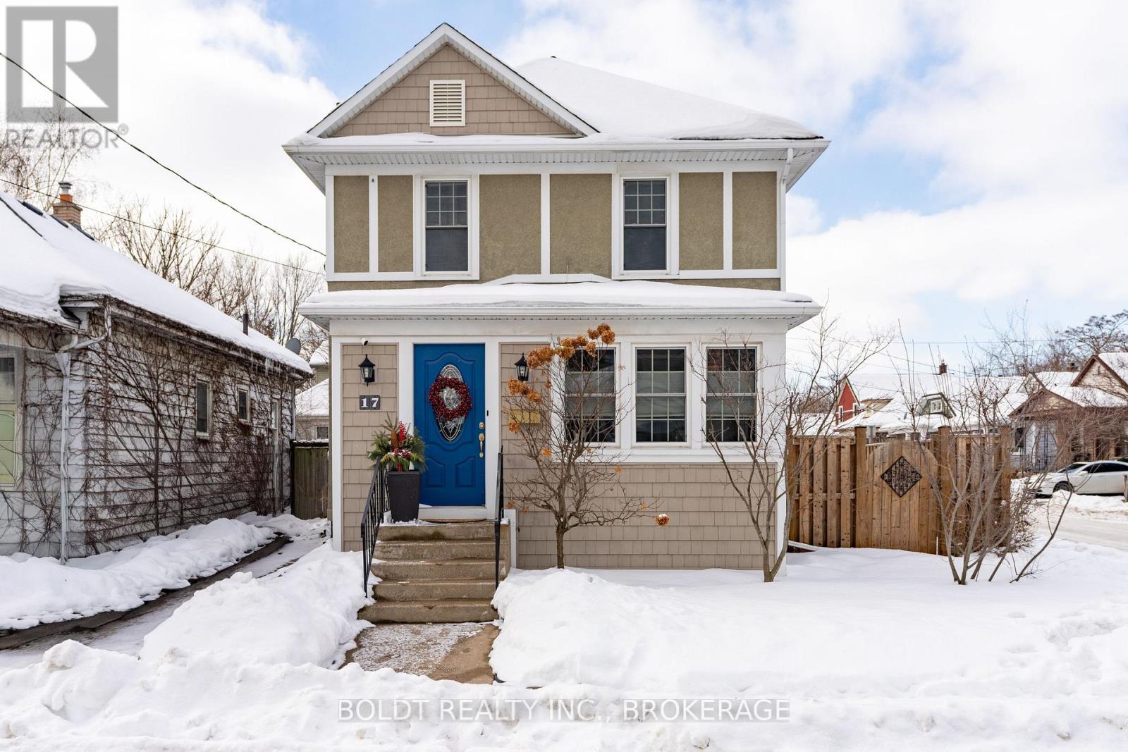 17 Taylor Avenue, St. Catharines, Ontario  L2R 6G9 - Photo 3 - X12785766