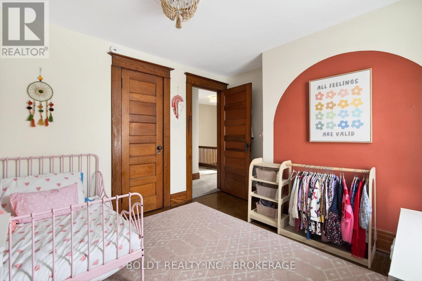 17 Taylor Avenue, St. Catharines, Ontario  L2R 6G9 - Photo 34 - X12785766