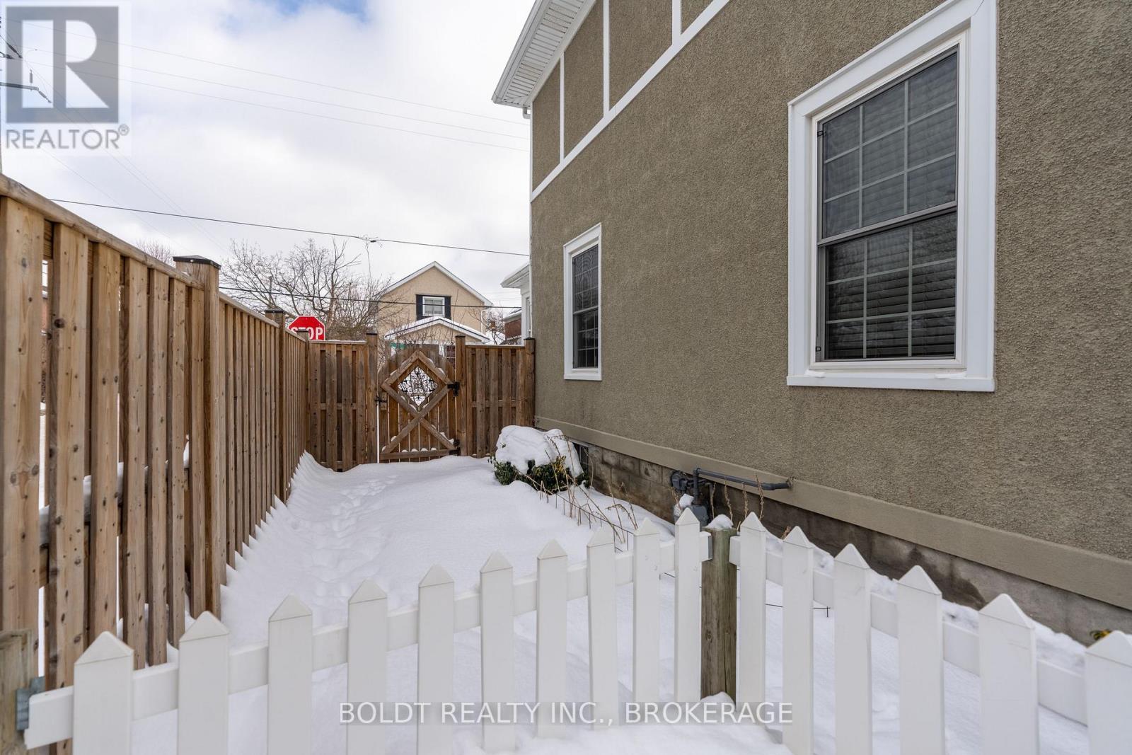 17 Taylor Avenue, St. Catharines, Ontario  L2R 6G9 - Photo 43 - X12785766