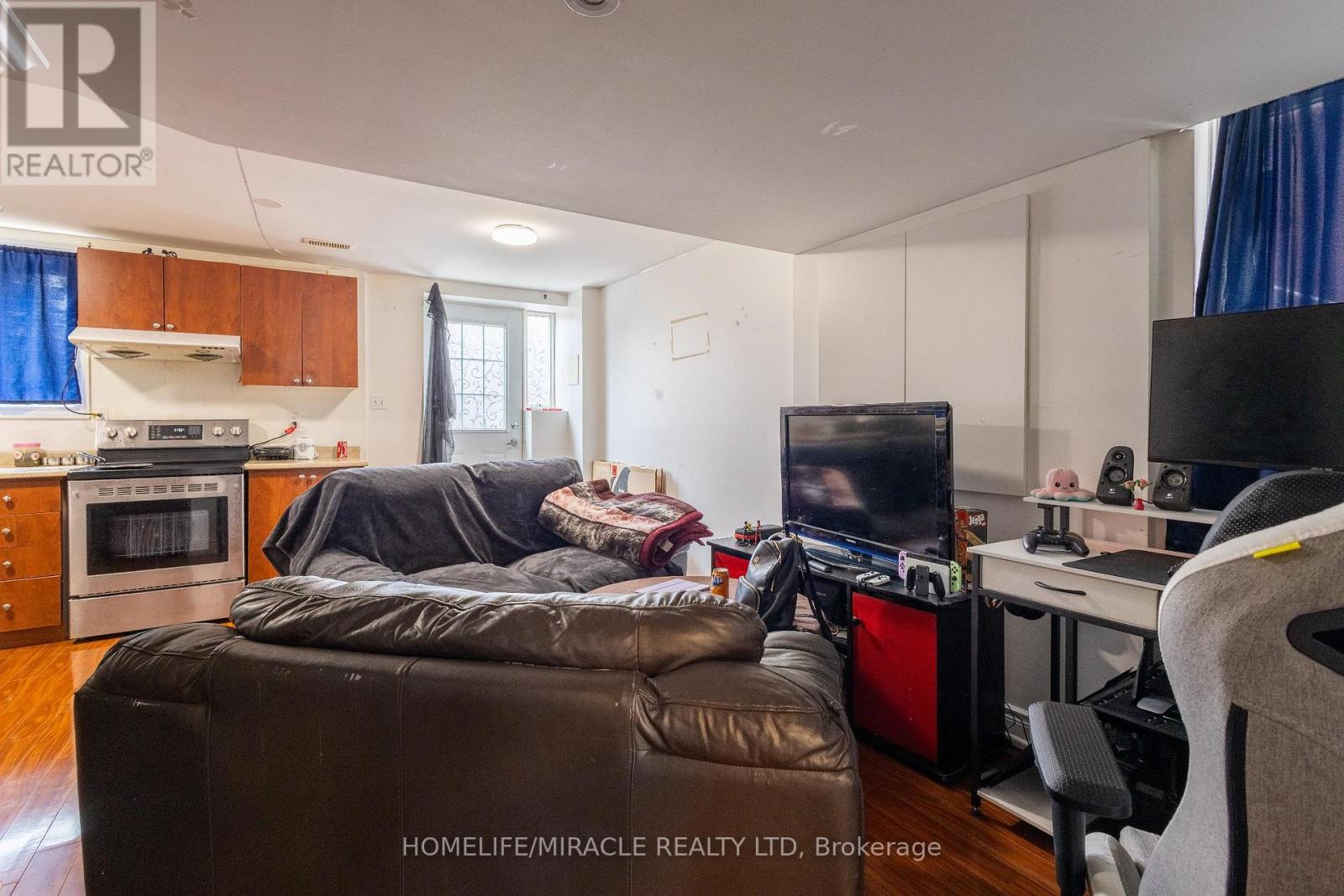 12 Homeview Road, Brampton, Ontario  L6P 2L9 - Photo 33 - W12780970