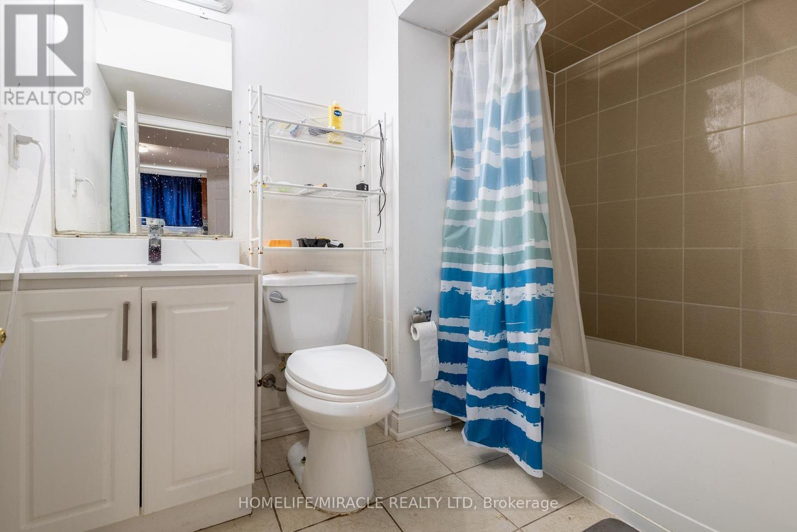 12 Homeview Road, Brampton, Ontario  L6P 2L9 - Photo 37 - W12780970