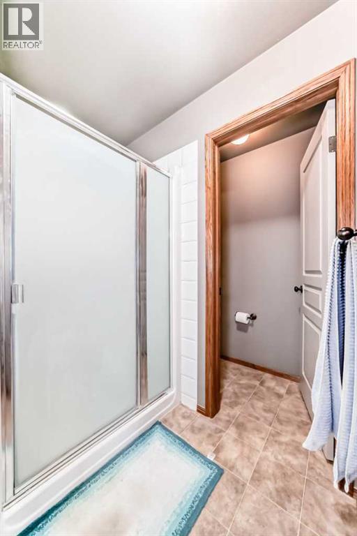 112 West Creek Meadow, Chestermere, Alberta  t1x 1t2 - Photo 23 - A2285733