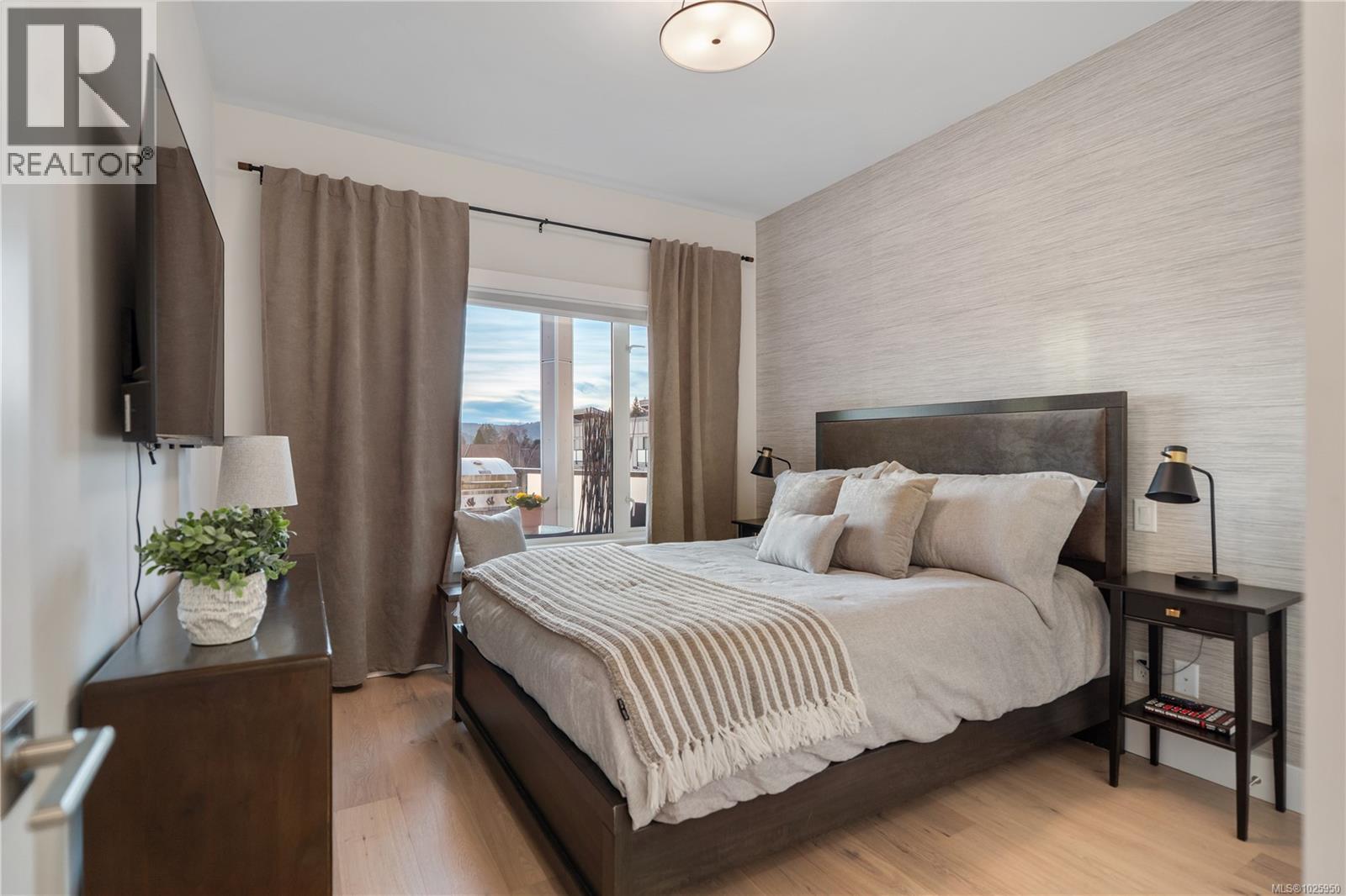 402 7098 Wallace Dr, Central Saanich, British Columbia  V8M 1G9 - Photo 15 - 1025950