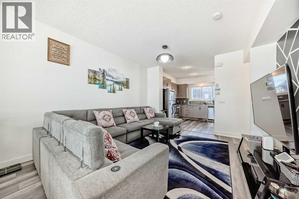 83 Savanna Park Ne, Calgary, Alberta T3J 0Y8 - Photo 11 - A2276597