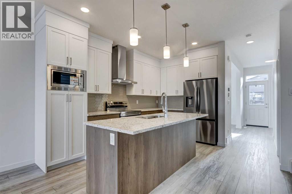 37 Setonvista Gate Se, Calgary, Alberta  T3M 4H8 - Photo 7 - A2284157