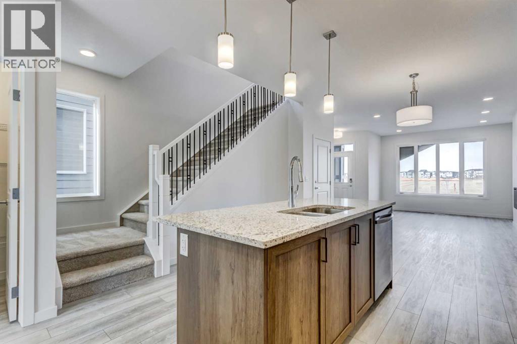 37 Setonvista Gate Se, Calgary, Alberta  T3M 4H8 - Photo 9 - A2284157