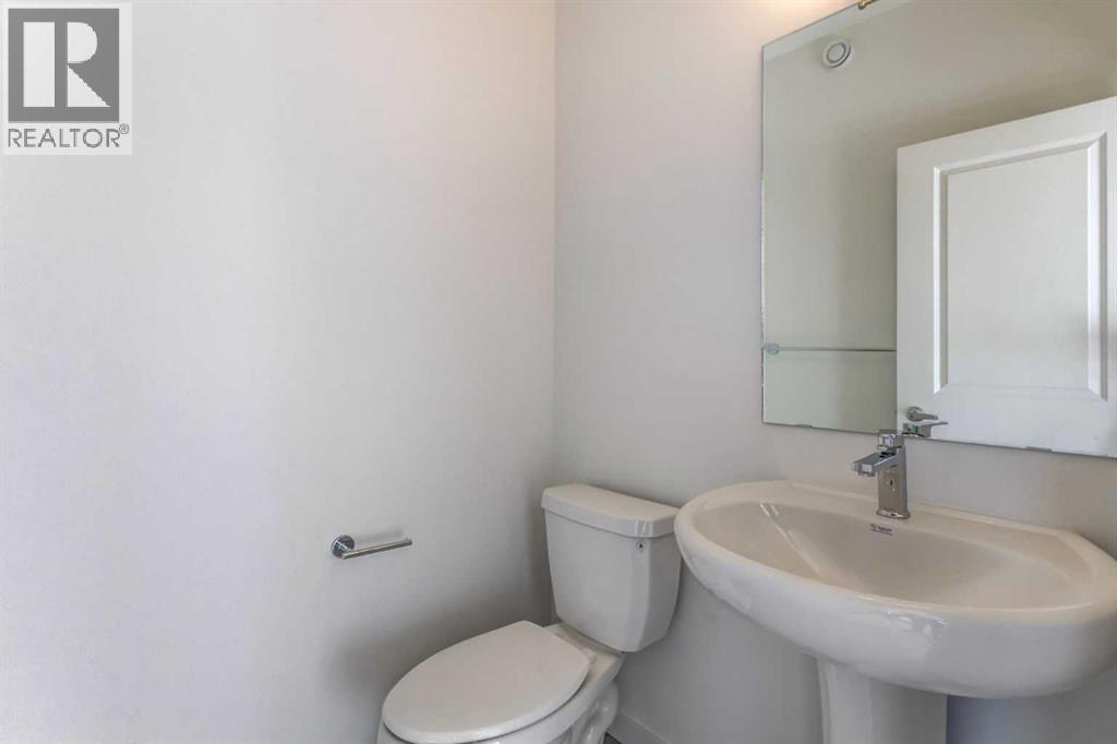 37 Setonvista Gate Se, Calgary, Alberta  T3M 4H8 - Photo 12 - A2284157