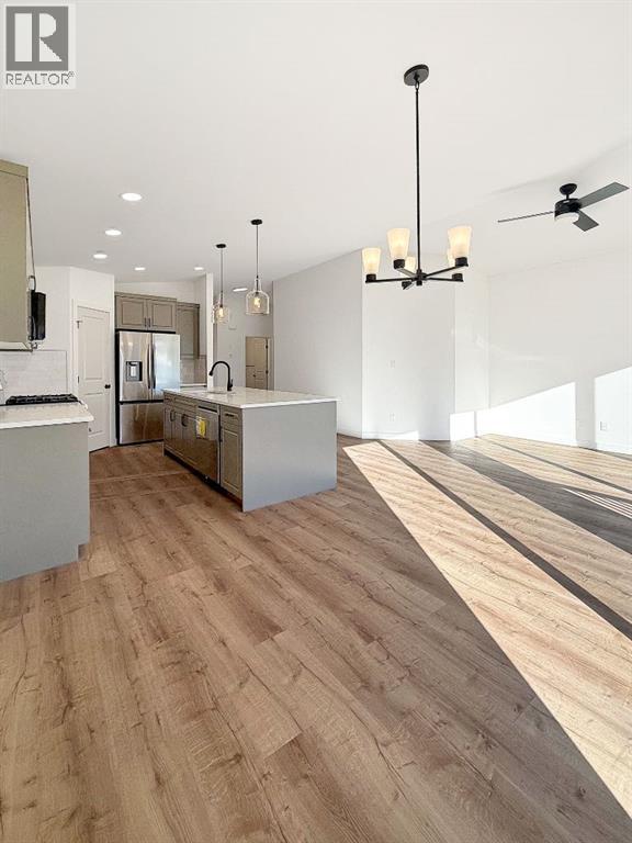 320 Greenwood Place, Coalhurst, Alberta  T0L 0V2 - Photo 12 - A2285573