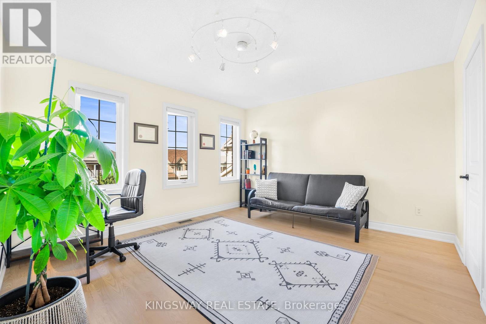 61 Milligan Street, Bradford West Gwillimbury, Ontario  L3Z 0A4 - Photo 28 - N12785748