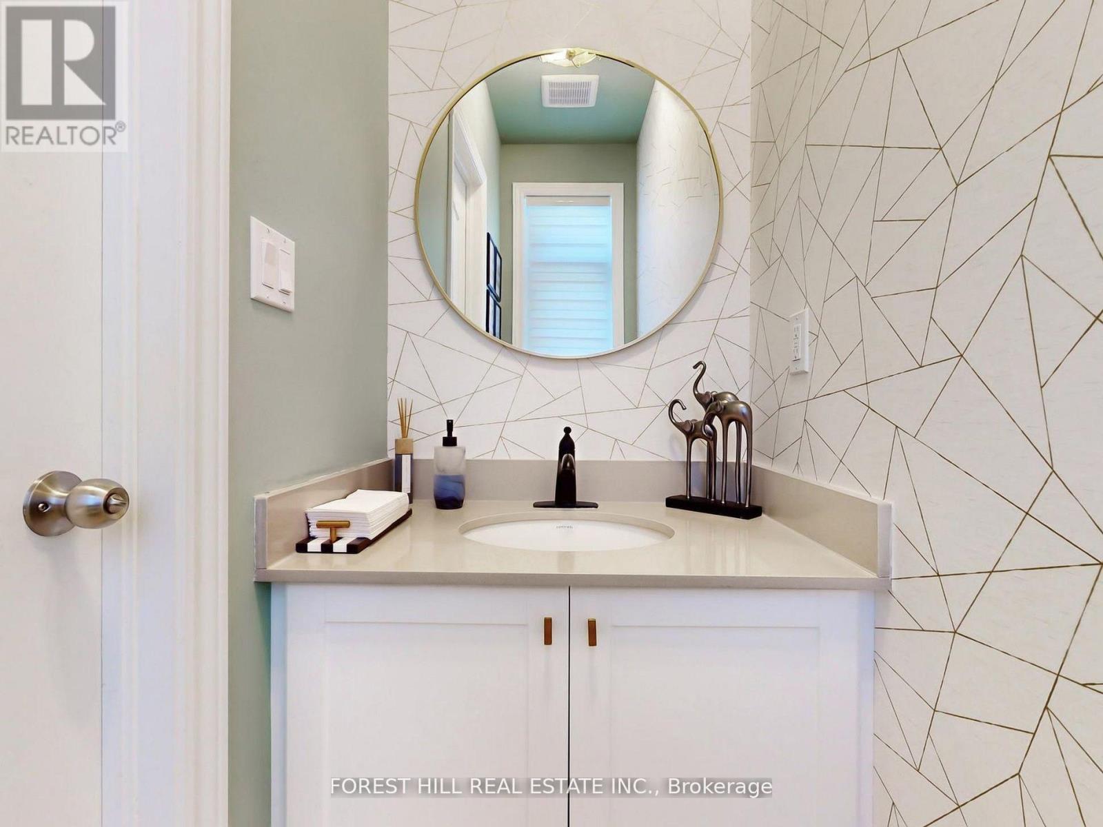 115 Beckett Avenue, East Gwillimbury, Ontario  L9N 0S6 - Photo 12 - N12785752