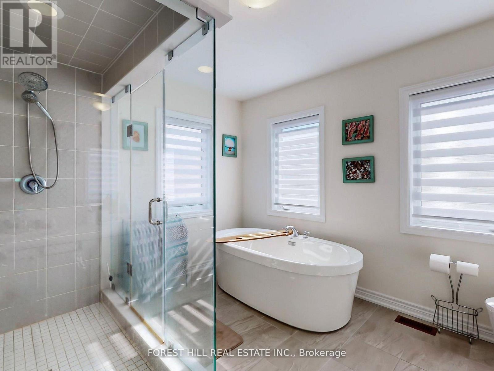 115 Beckett Avenue, East Gwillimbury, Ontario  L9N 0S6 - Photo 16 - N12785752