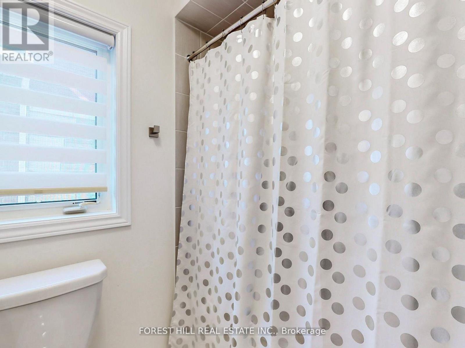 115 Beckett Avenue, East Gwillimbury, Ontario  L9N 0S6 - Photo 24 - N12785752