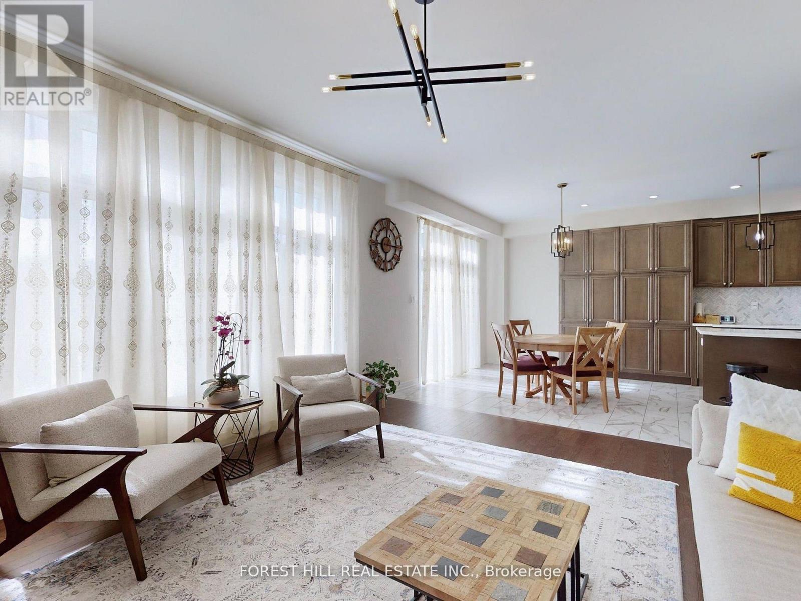 115 Beckett Avenue, East Gwillimbury, Ontario  L9N 0S6 - Photo 7 - N12785752