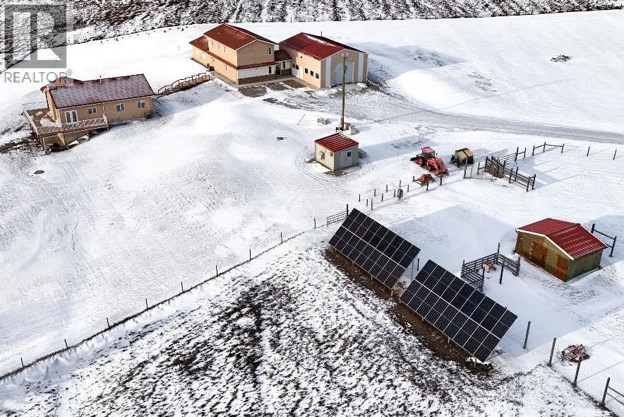 16111 274 Avenue E, Rural Foothills County, Alberta