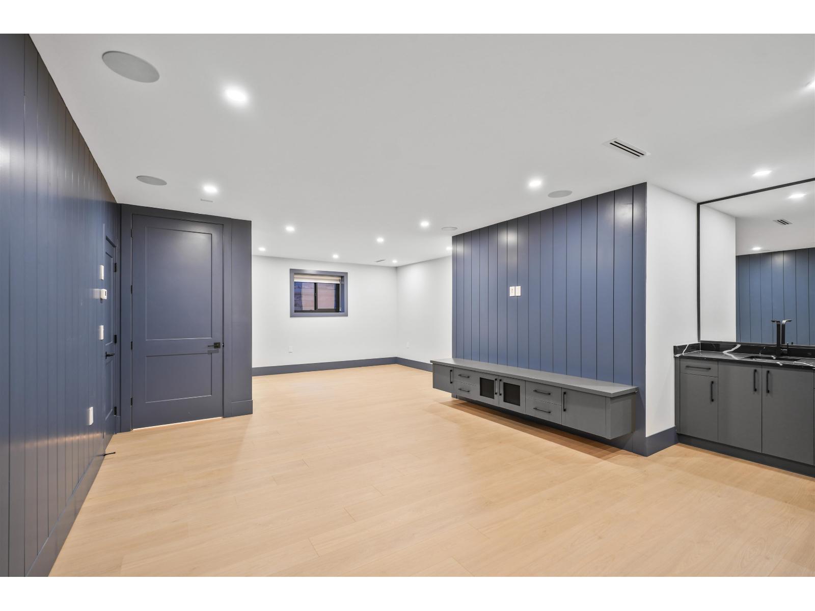 2710 202 Street, Langley, British Columbia  V2Z 0B6 - Photo 34 - R3088288