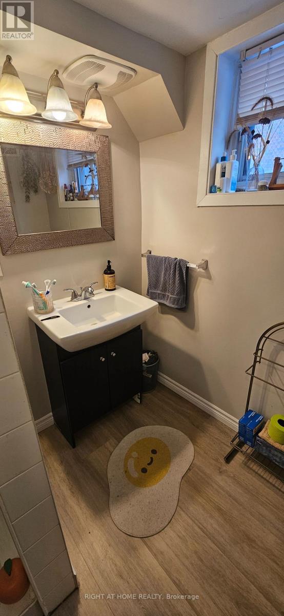 130 Prince Charles Drive, Oakville, Ontario  L6K 2C9 - Photo 12 - W12785744