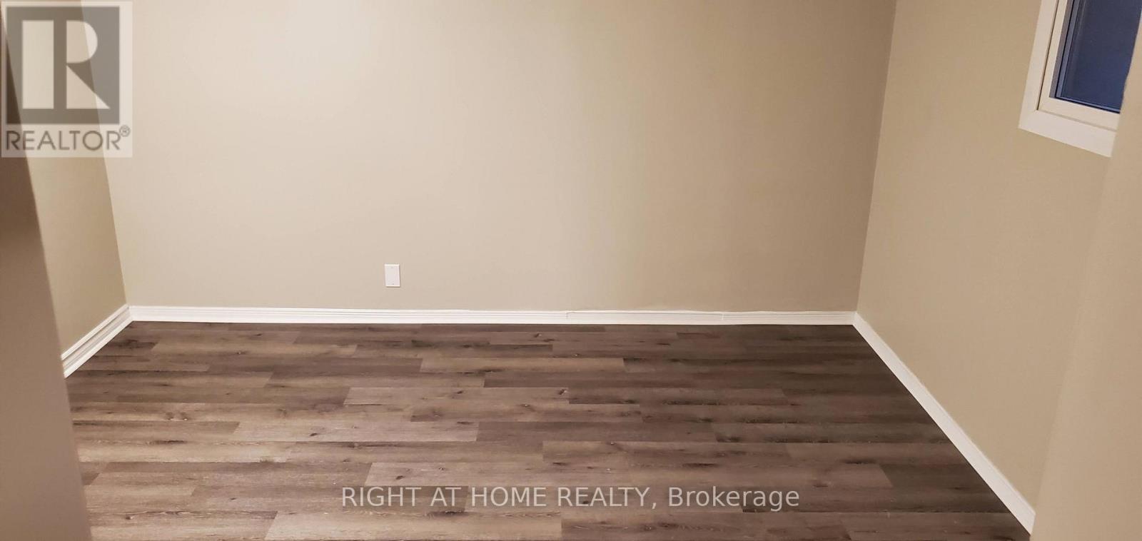 130 Prince Charles Drive, Oakville, Ontario  L6K 2C9 - Photo 5 - W12785744