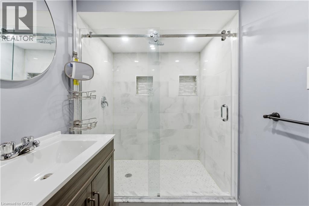 34 Haskins Court, Hamilton, Ontario  L8K 6R1 - Photo 30 - 40805019