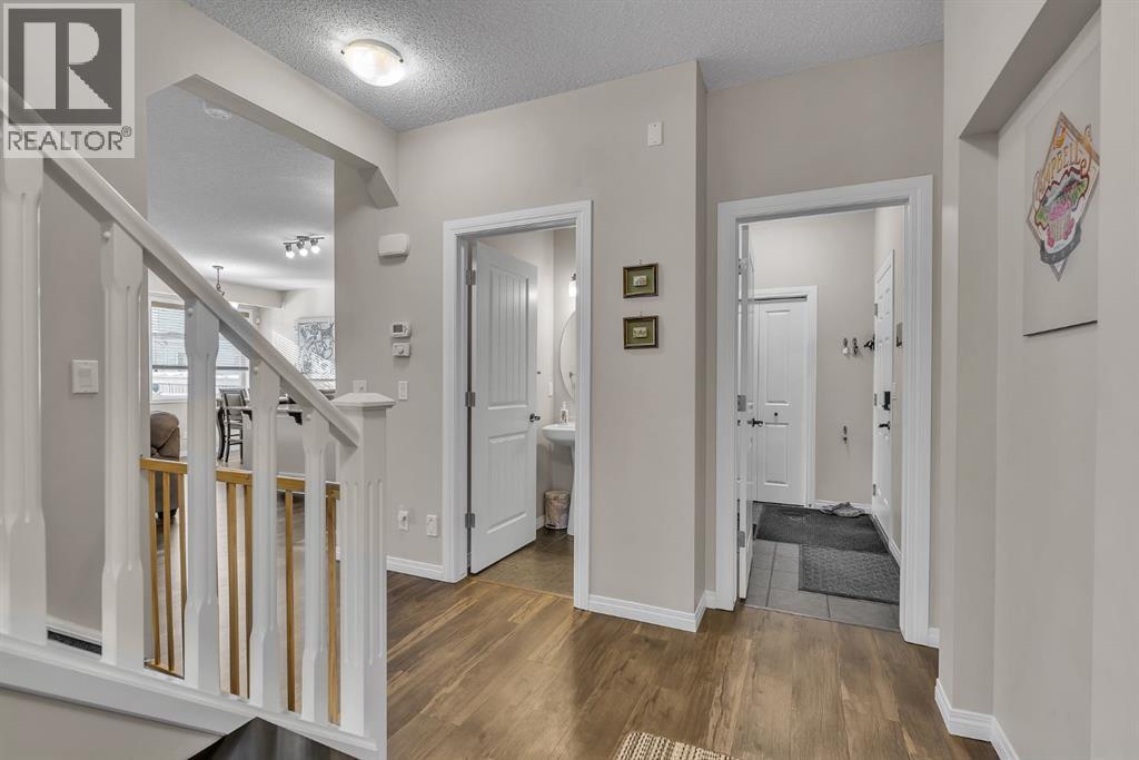 31 Walden Court Se, Calgary, Alberta  T2X 0N8 - Photo 3 - A2283020