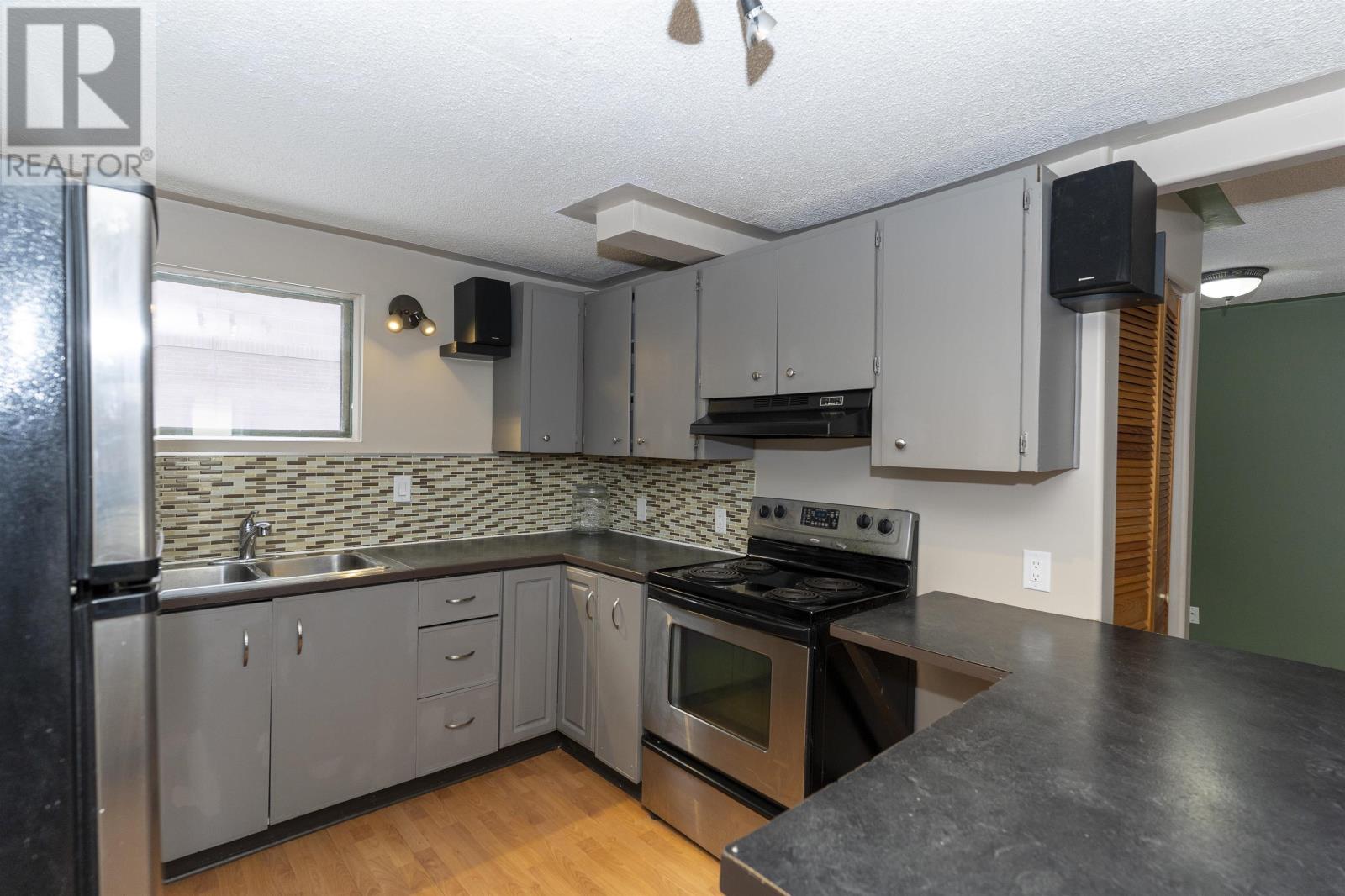 554 High St S, Thunder Bay, Ontario  P7B 3M5 - Photo 3 - TB2600178