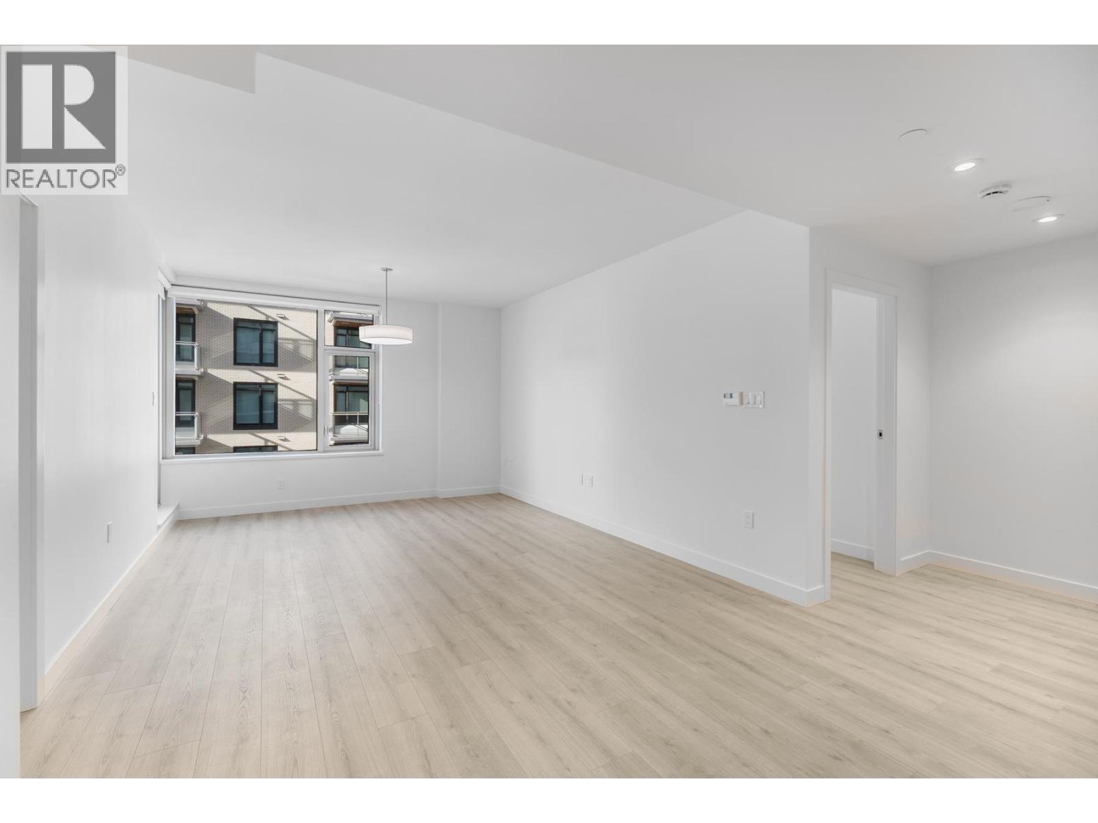 325 755 Harbourside Drive, North Vancouver, British Columbia  V7P 0G1 - Photo 36 - R3089669