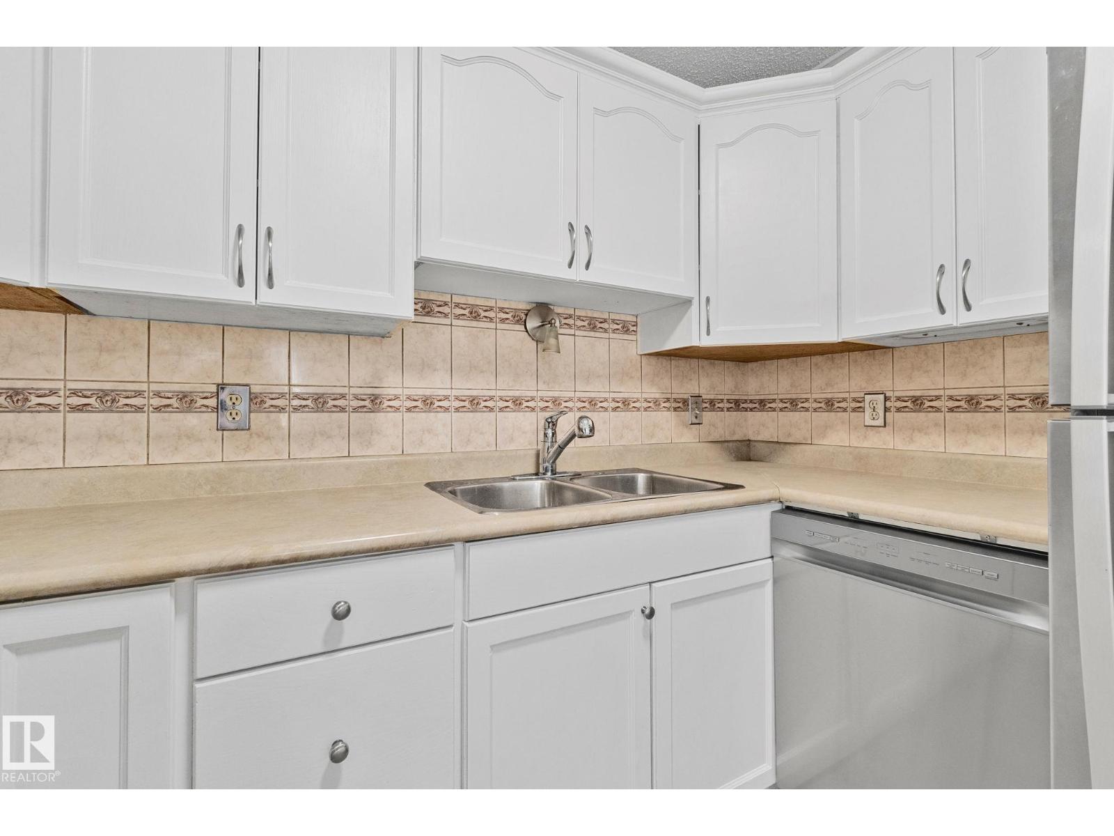 4631 126 Av Nw, Edmonton, Alberta  T5A 4L1 - Photo 8 - E4473398