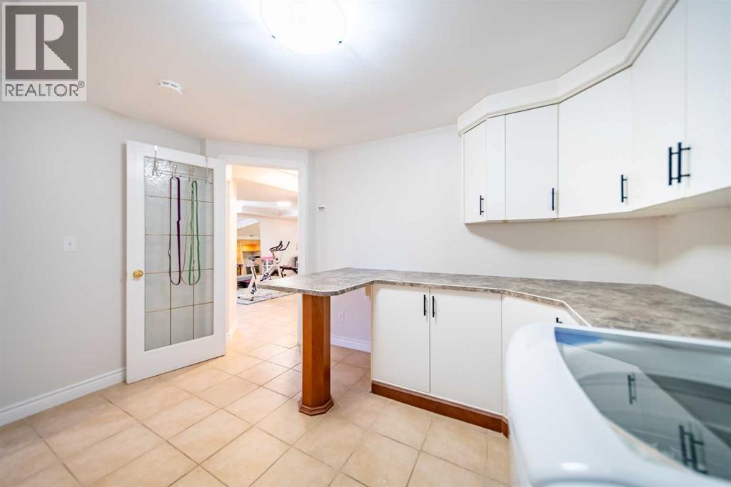 4 Cedargrove Road Sw, Calgary, Alberta  T2W 4T9 - Photo 35 - A2283112